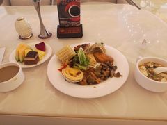 -白金汉爵大酒店-24小时餐厅