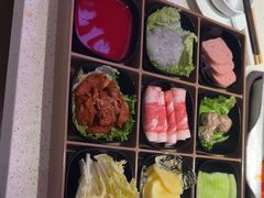 -海底捞火锅(杭州庆春路夜宵主题店)