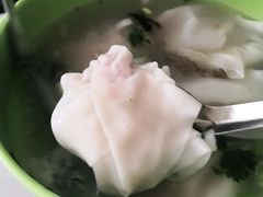 馄饨-灵宝小吃韩四娃鸡汁米线店(步行街店)