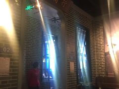 -东口码头·烧鸽子·鱼头泡饼·地方菜(金鹰悦城店)