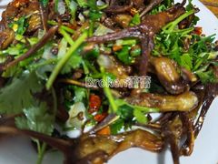 -超越海鲜屋(飞龙物业店)