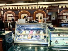 -马克西姆俄罗斯餐厅(通亚街店)