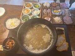 -银米·云南传统过桥米线(双廊黑金冠店)