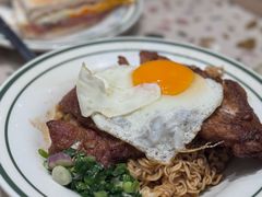 猪扒蛋葱油捞丁-华嫂冰室(尖沙咀店)