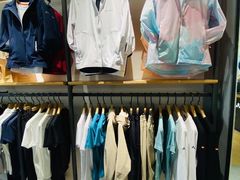 -王府井奥莱临潼小镇(临潼店)