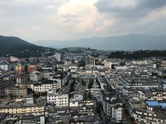 -官房大酒店-玉龙旋宫观景餐厅