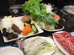-呷哺呷哺(哈尔滨红博购物广场店)