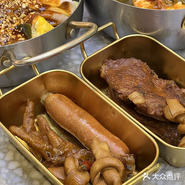 被桥北的自选麻辣烫迷住了！炫完还想炫