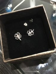 -威德钻石-克拉钻大本营(南京东路店)