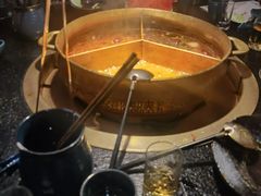 台式麻辣花胶鸡鸳鸯锅-湊湊火锅·茶憩(世博大道店)