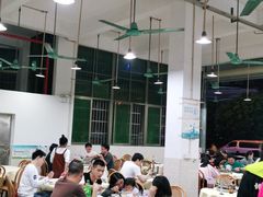 大堂-标记美食新鲜猪杂(兴南大道店)
