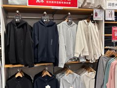 -优衣库(广州天河领展广场店)