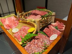-山川小町·极番烧肉(新地假日广场店)