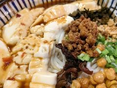 豆花米线-多味居(剪子巷店)