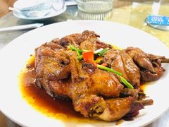 稻草鸡-芦茨金富饭庄·25年老字号·专做稻草鸡