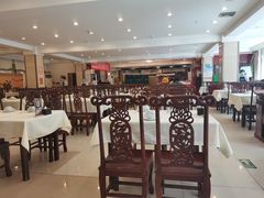大堂-鑫巴蜀小镇 · 水煮鱼专研店(玉桥店)