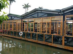 -花溪雨·森林餐厅(石基店)