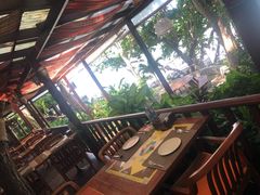 -卷心菜和避孕套餐厅(Pattaya)