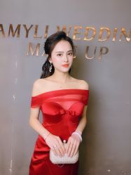 -艾米丽婚纱礼服