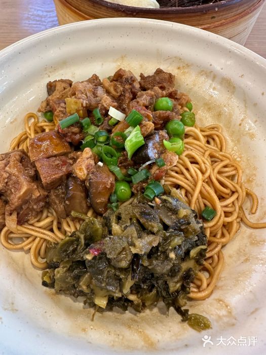 佬钱湾仔(衣裳街店)酱丁干挑面图片