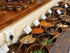 -阿山卓·野生菌火锅·纳西火塘烤肉