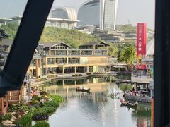 -星巴克(南宁民歌湖店)