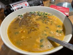 -聚鑫朋酸菜肥肠(文艺路口店)