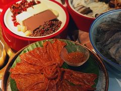 -九鼎轩脆毛肚火锅(三钢里店)