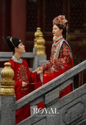 点击看大图 -挪娅婚纱摄影皇家会所