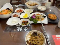 -贵宾庄炸酱面·韩式料理(高区店)