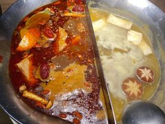 台式麻辣锅-湊湊火锅·茶憩(杭州湖滨银泰in77店)