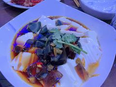 皮蛋豆腐-金陵暴走小龙虾·迷踪蟹(凯德MALL店)