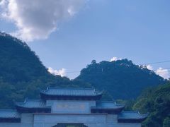 -黔灵山公园-南门售票处