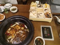 -菌乡缘·野生菌蒸汽鱼火锅(江边夜市店)