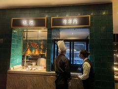 -半岛翡丽海鲜自助餐厅(观风亭店)