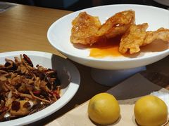 -关东小磨东北菜(上海长风大悦城店)