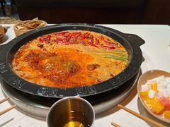 -卤校长老火锅(杨家坪直营店)