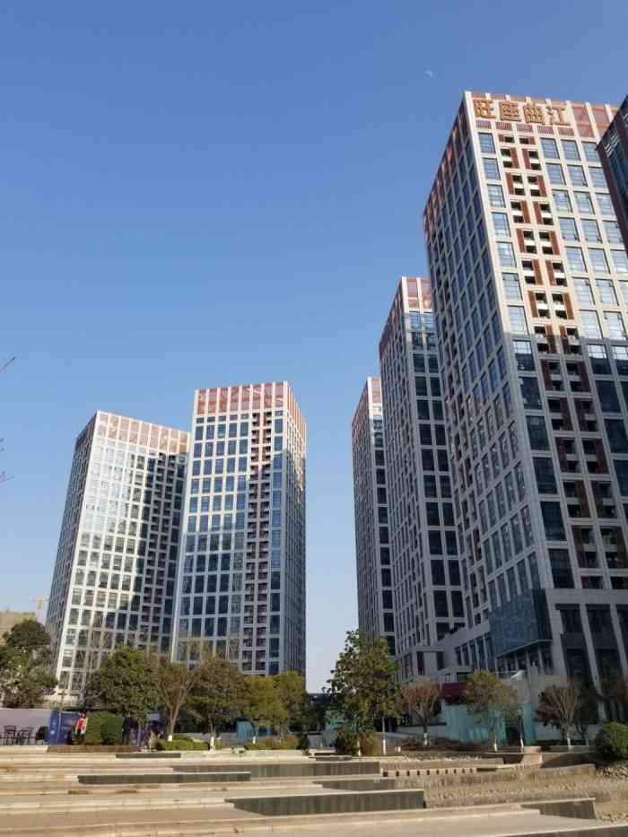 旺座曲江2期-"今天一大早,匆匆忙忙的过来办事,还是第一.