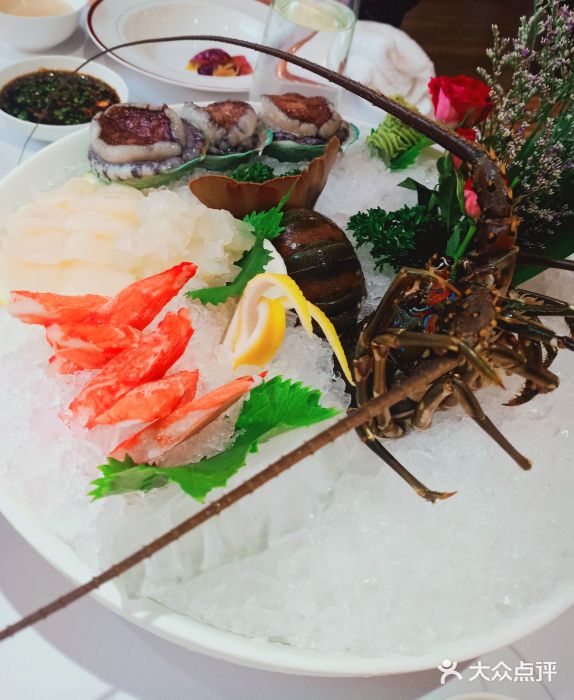 洋房火锅(新天地店)海鲜拼盘图片