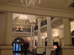 iphone_upload_pic-LONG BAR 廊吧(外滩华尔道夫酒店)