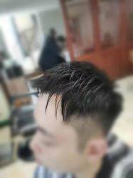 -尼特斯男士发型馆