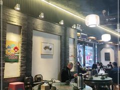 大堂-王明古法砂锅居(开化寺店)