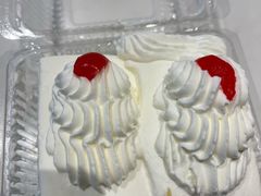 -红宝石·鲜奶小方·海派西点房(南丹店)