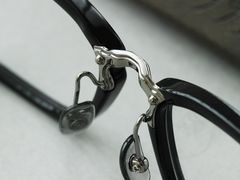 -目艮眼镜SHOWROOM(品牌集合店)