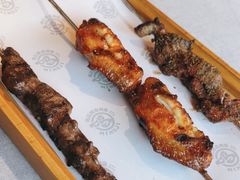 -鸣记脆皮烤鱼·海鲜烤鱼(三八广场店)