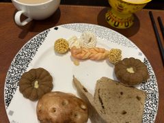 -西藏饭店·亚克·食光自助餐厅(文殊院店)