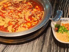 -老船舫·现做活鲜鱼馆(东郊记忆店)