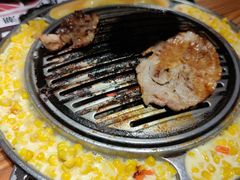 -青瓦炭韩潮烤肉(花园道店)