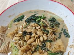 -二钢串叔麻辣烫(华龙大厦店)