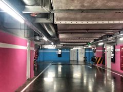 -白玉兰广场停车场